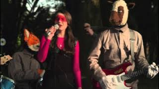 Julie e os Fantasmas - Invisível (Videoclipe Oficial - HD)