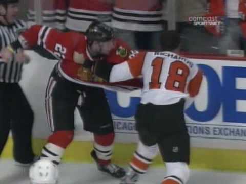 Mike Richards vs Troy Brouwer Dec 26, 2008