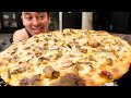 Why the girls love this mushroom pizza