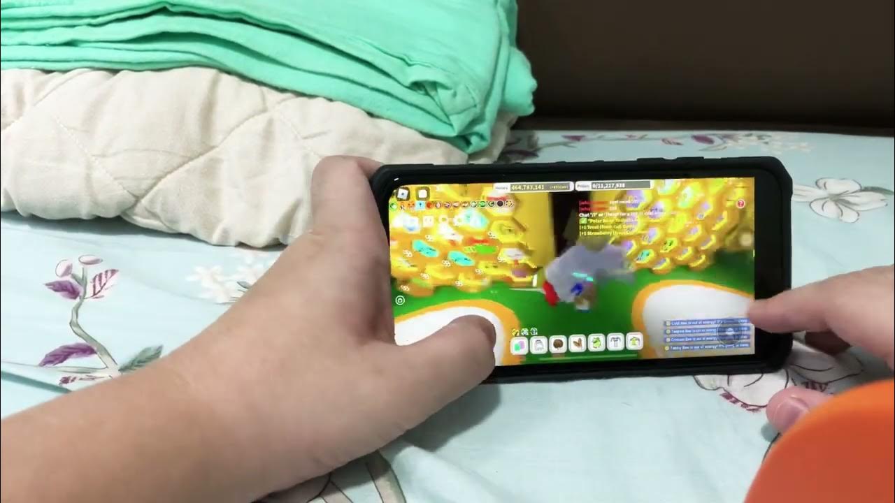 Fighting vicious bee! YouTube