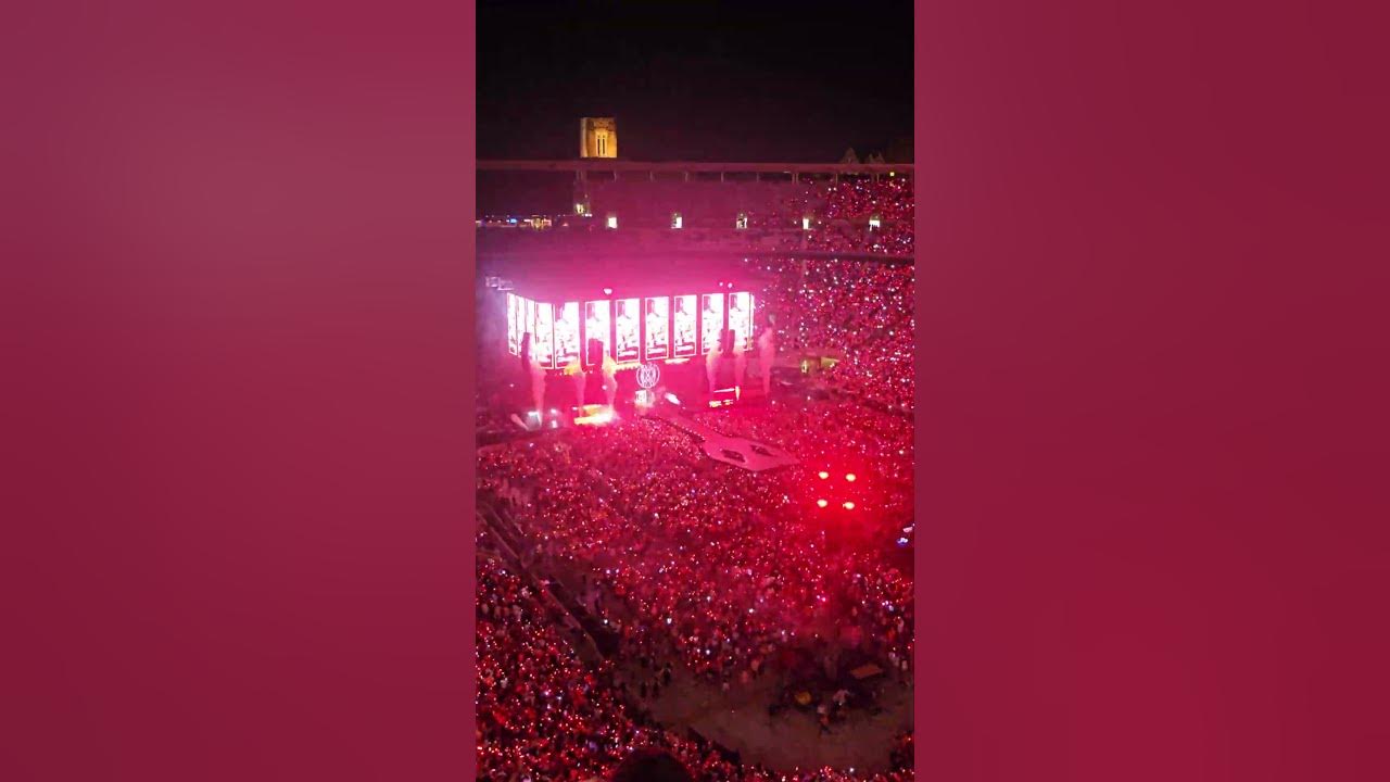 Morgan Wallen in Knoxville TN, Neyland Stadium night 1, September 20th Morgan Wallen in Knoxville TN, Neyland Stadium night 1, September 20th