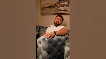 ممكن تزيد عضلات قد ايه طبيعي من غير هرمونات 