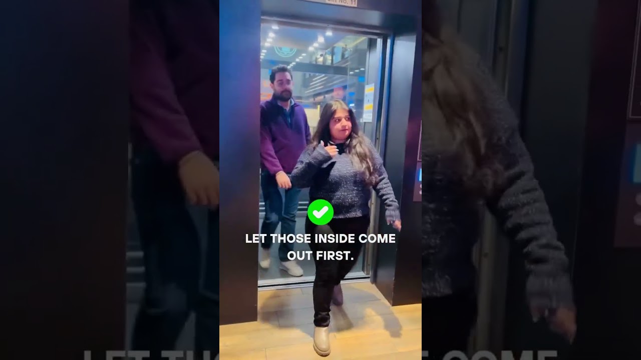 Etiquette Tips: Elevator Use – Who Goes First and Where to Stand 