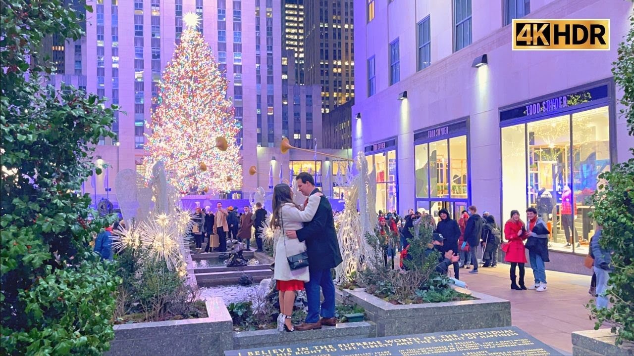 Christmas on 5th Avenue Tour #NYCholidays #itsthemostwonderfultimeoftheyear  #NYC #nycgo #seeyour - Picture of Urban Crawls, New York City - Tripadvisor