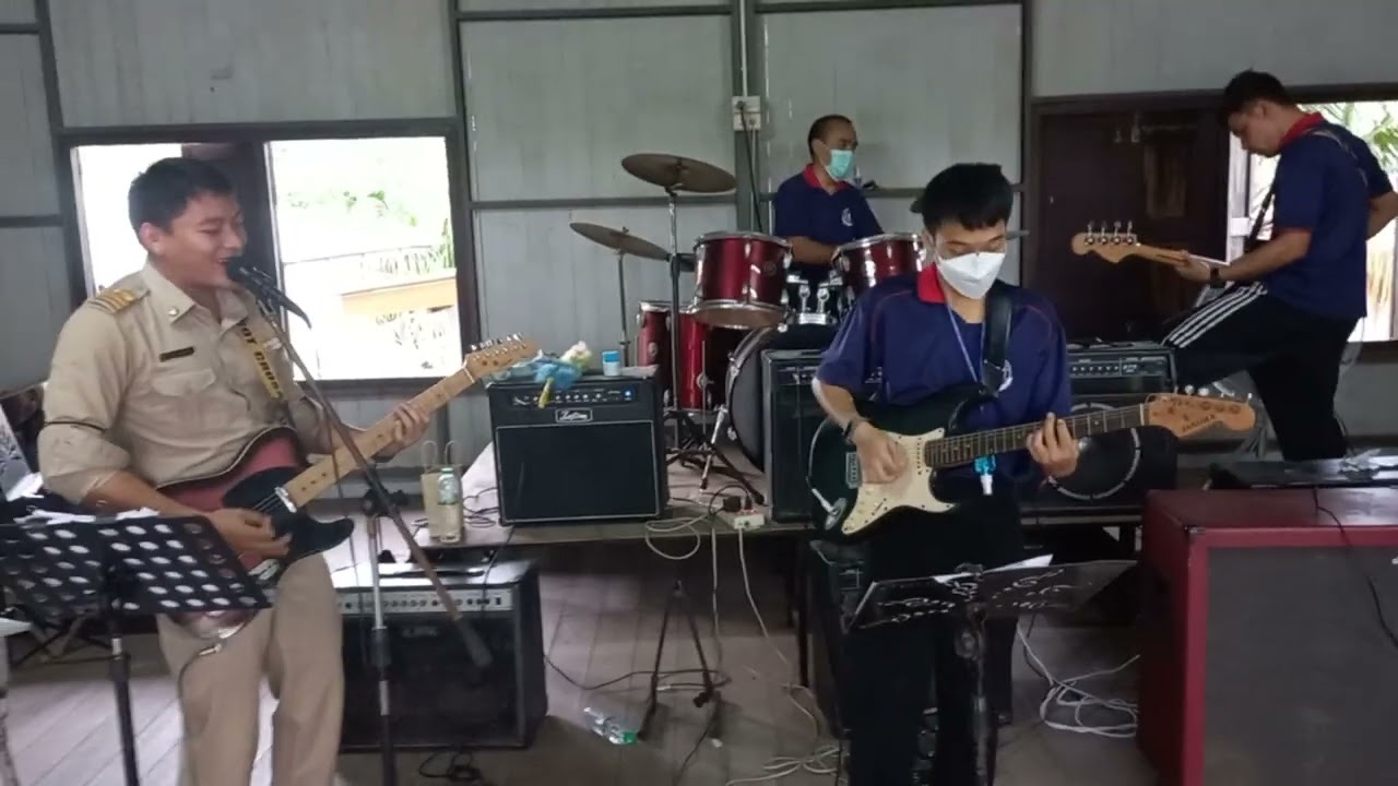 The Tremendous Promrungsi Band 🎶 🎵 🎸 🎸 🥁 🪘 🛢 🥁