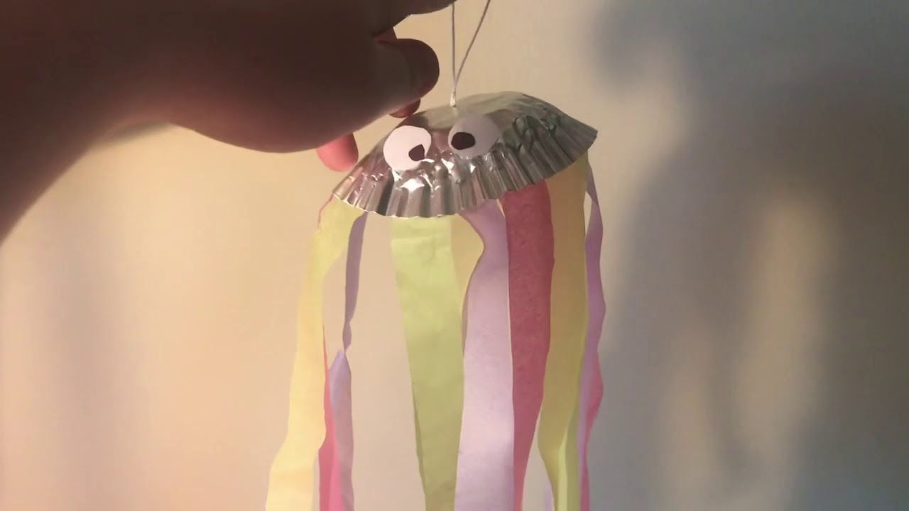 Craft time Tissue paper hanging jellyfish! YouTube