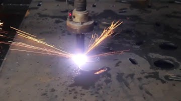 Cắt sắt, tole, kim loại dày bằng máy Plasma 1