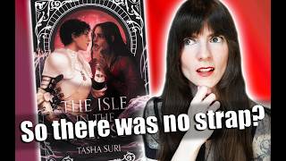 Our lesbian romantasy is in another castle. (Lesbian book review: The Isle in the Silver Sea ✒️📜)