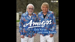 Eine Kerze und Rote Rosen