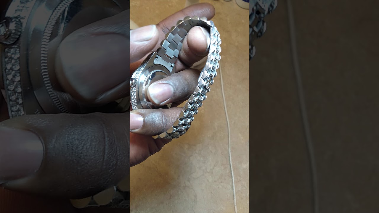 BUSSDOWN ROLEX LAB MADE DIAMONDS CALL ME FOR PRICE SERIOUS CALLERS ONLY THANKS 👍