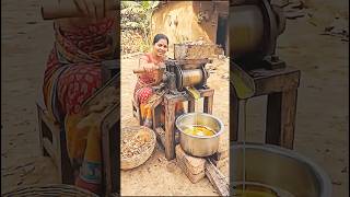 😱 देसी जुगाड़ से तेल निकालने की अनोखी मशीन | Village Technology Amazing Oil Making #shorts#viral