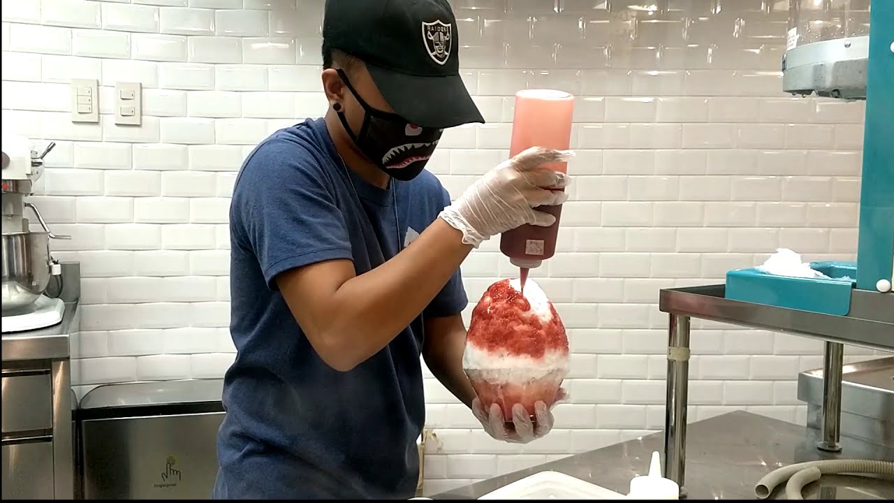 Strawberry & Mikan Orange Kakigori