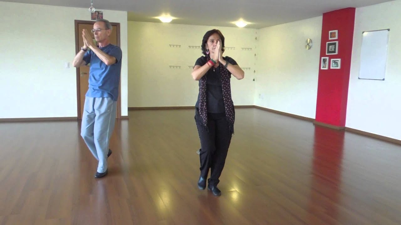 Danças Circulares Sagradas no Om Tare - Suni-Ai coreografia Rita Almeida