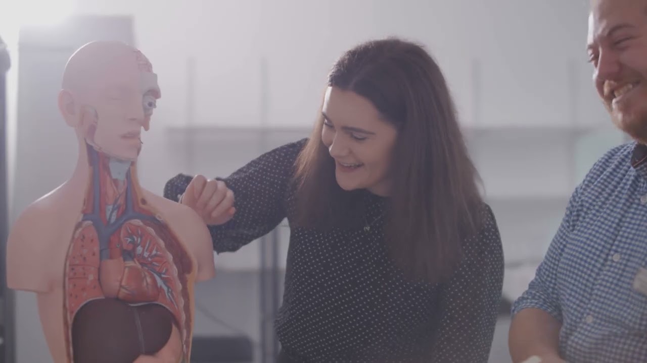 Meddygaeth (i Raddedigion), MBBCH - Prifysgol Abertawe