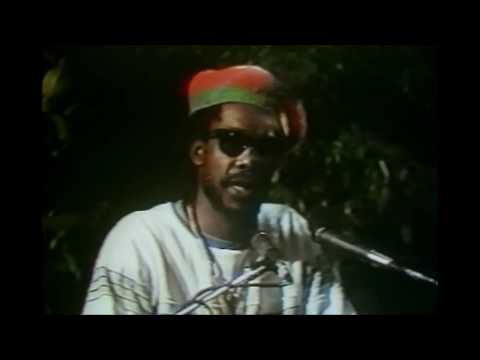 Peter Tosh - Legalize It (Live from Steppin Razor Red X) + lyrics