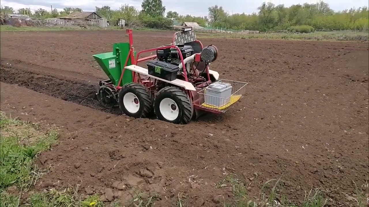 Посадка картофеля на радиоуправлении. День первый.