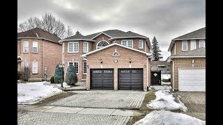 28 Captain Francis Dr, Markham