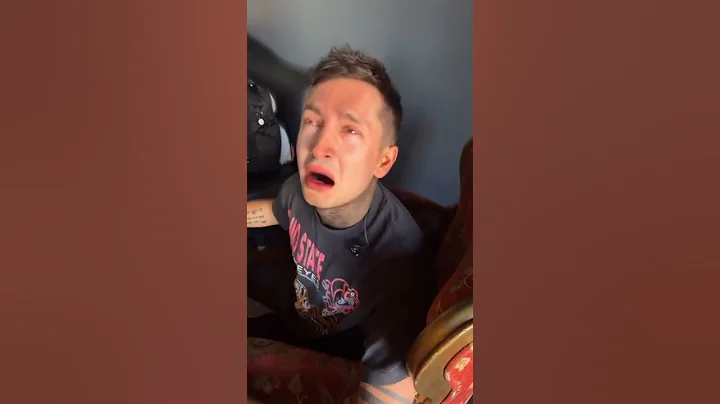 Josh Dun said he's leaving the band and Tyler Joseph's reaction