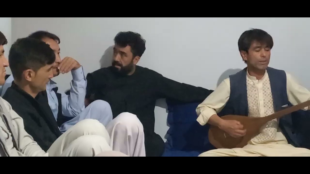 اینم یک ویدیو جدید از مختار جان سبز چوب در یک شب نشینی تولد شهزاد جان خواهرزاده گلم پسر حسین سروری 