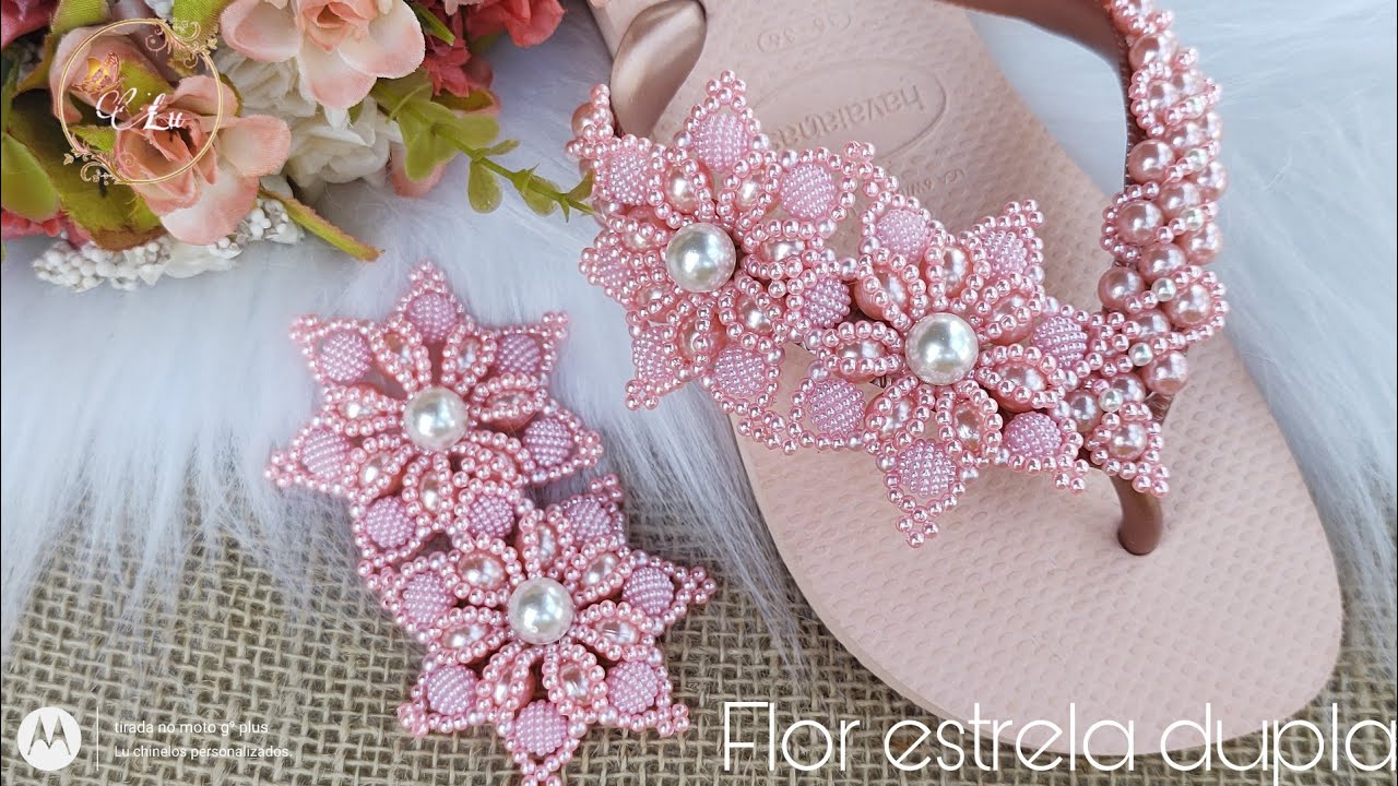 FLOR ESTRELA DUPLA com pérolas craqueladas.