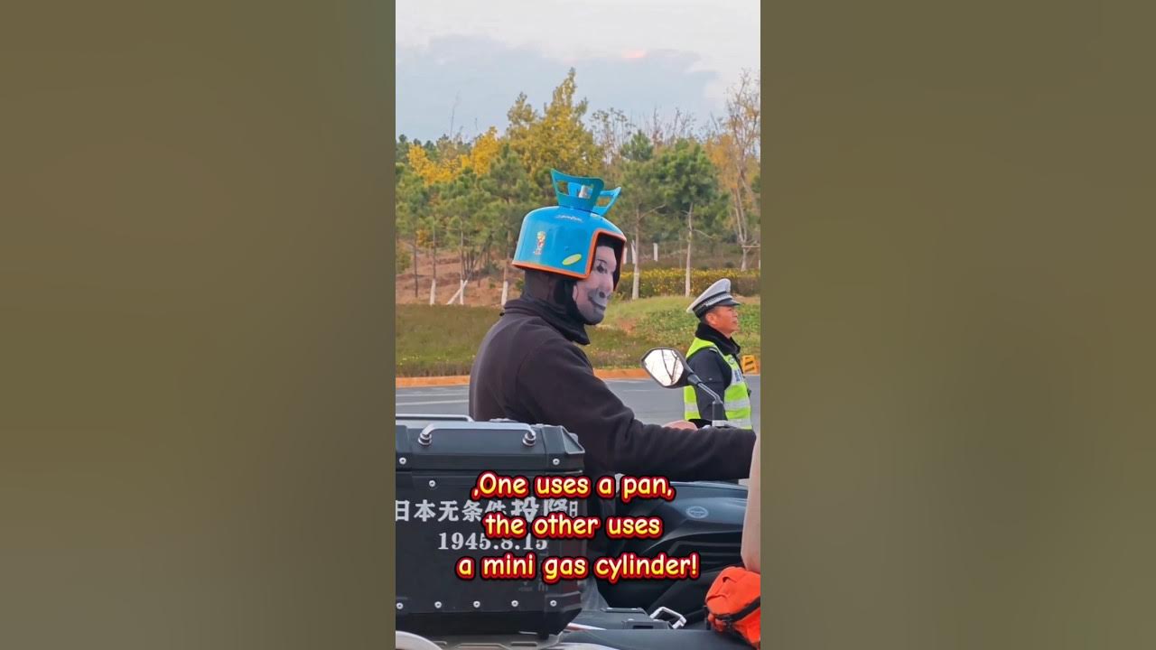 "Tricks or how to avoid traffic violations when there are no helmets"π€«π΅ π€£π€£ "Tricks or how to avoid traffic violations when there are no helmets"π€«π΅ π€£π€£