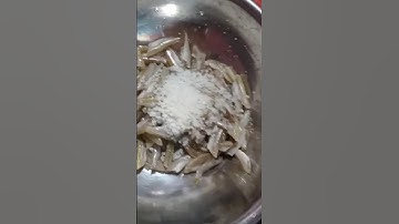 Waarom moeten we vis marineren met zout en suiker voordat we hem gaan stoven?