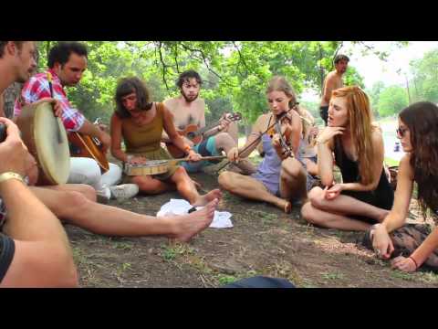 Edward Sharpe and the Magnetic Zeros- Fire + Water (live at Barton Springs Pool)