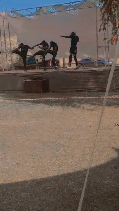 siyi bhasi lomjolo sidlulisa ukubonga njalo indlela eniseseka ngayo 🙏🙏niqhubeke njalo 💥💥