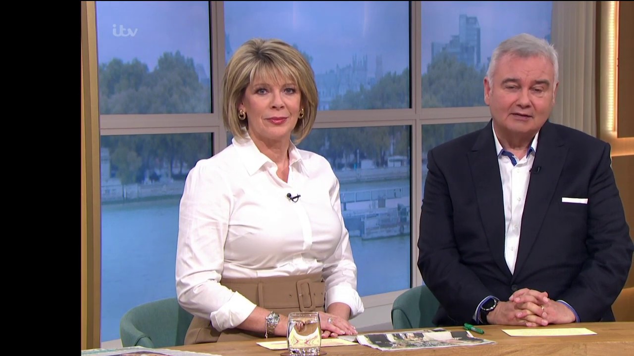 Ruth Langsford - Tight Top - Very Busty - 4 Oct 2019