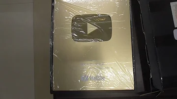 チャンネル登録者10万人達成のシルバー盾が Youtubeから送られ来ました Mp3