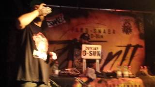 Fard holt unbekannten Rapper auf die Bühne und Feiert ihn Krass!!!! in Hannover 2.10.2014