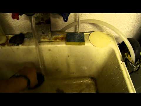 Protein Skimmer Cleaning Part 1