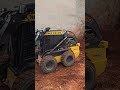 MINI CARREGADEIRA NEW HOLLAND L320