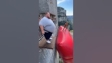 So exciting! 😱‼ On the edge of a cliff, the man jumps off, and the woman flies up