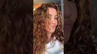 Famous 📹 Burcu Özberk vía historias de instagram - 29/09/2024. #burcuözberk Net Worth