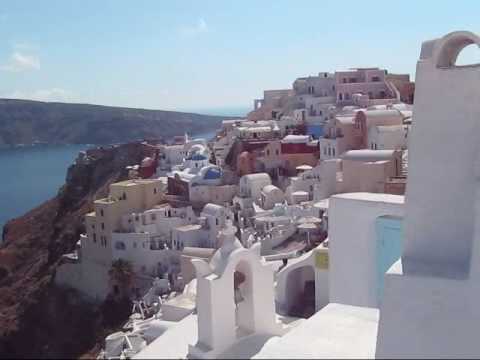 Santorini - beautiful Oia in July 2009