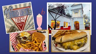 Mels Hard Luck Diner in Branson, Missouri | Home of the Singing Servers!
Today we invite you to join us for dinner at Mel’s Hard Luck Diner in Branson Missouri. This restaurant is themed as a 1950s diner and is known for their large potion sizes and amazing desserts as well as their singing servers! During your visit, you can enjoy servers, cooks and bus staff singing some of your favorite songs while you enjoy your meal. We hope you enjoy!
Website: https://www.melshardluckdiner.com
Check out our other videos from the Branson area:
https://youtube.com/playlist?list=PLnyBZcE8ICx-Q58CVyKY5sfYYxnkyLPee
Subscribe Today! https://www.youtube.com/channel/UCsiNx5CgNZFph5kR6m8H96Q/?sub_confirmation=1
💌 Follow us on Social Media!
Instagram: https://www.instagram.com/heartlandfamilyadventures/
Facebook: https://www.facebook.com/heartlandfamilyadventures
#branson #bransonmissouri #explorebranson Mels Hard Luck Diner in Branson, Missouri | Home of the Singing Servers!