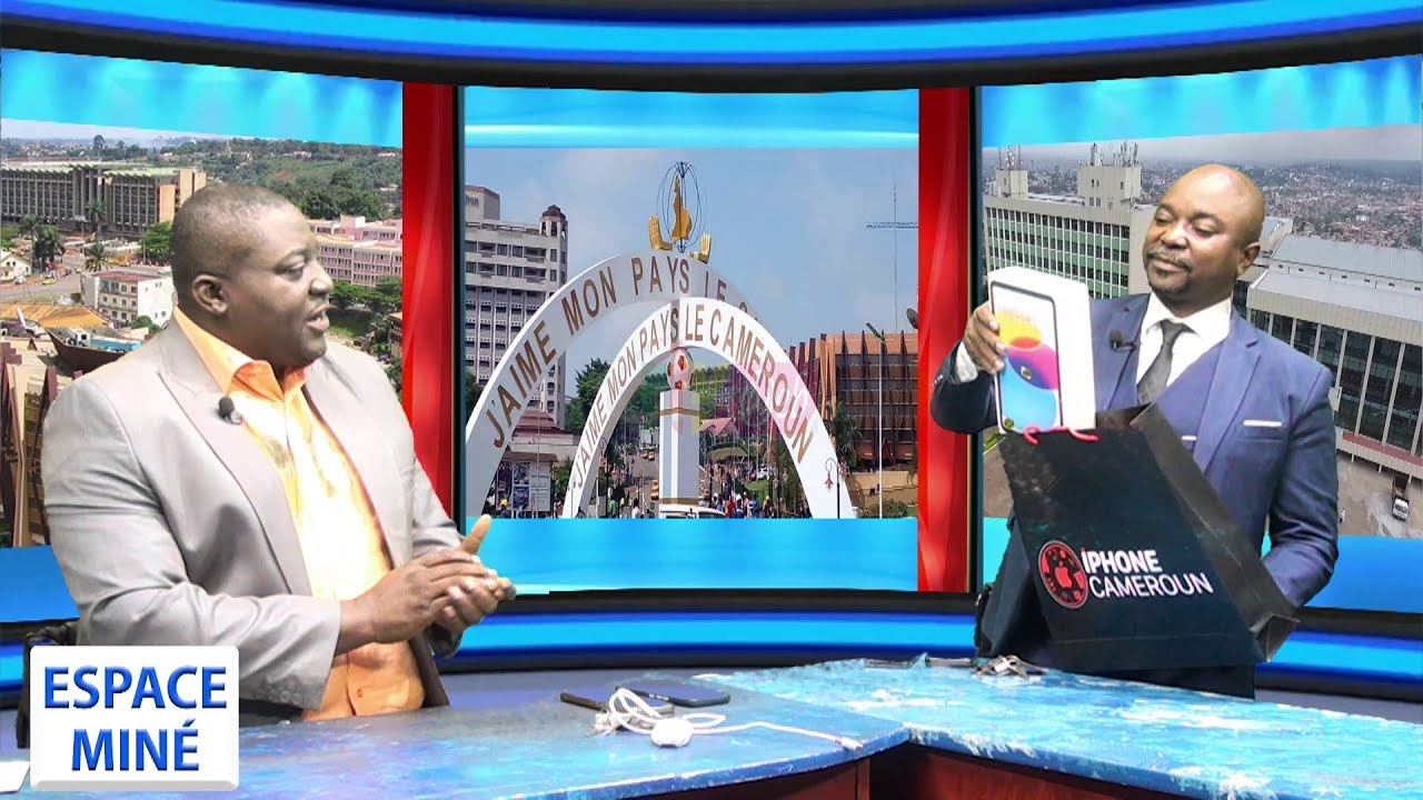 PIERRE BLÉRIOT NYEMECK, DGA D'INFO TV OFFRE UNE TABLETTE A PARFAIT AYISSI ET FAROTE LES PANÉLISTES