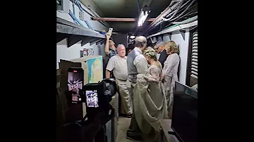 Iranian Missiles Couldn T Stop A Wedding In Jerusalem Happy Missiles Married Life Marriage 