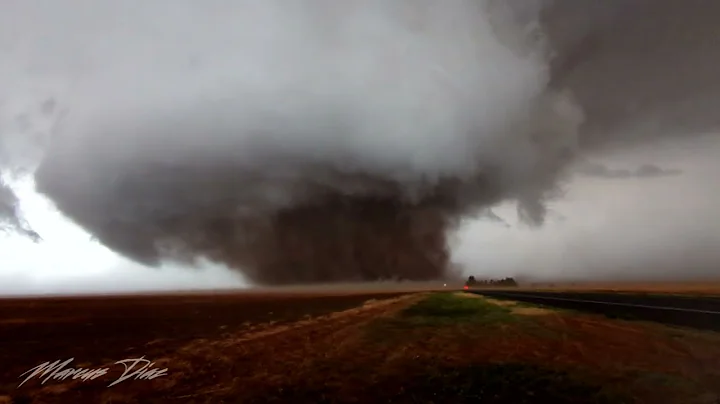 HUGE Dust Eating Wedge Tornado - Enochs, TX - May ...
