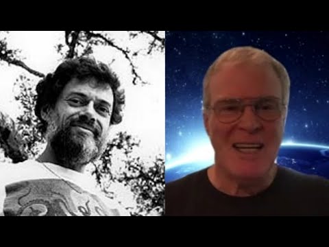 meeting-terence-mckenna-and-the-idea-that-life-came-from-space-|-living-mirrors-#4-clip