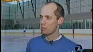 Kurt Browning skates to 