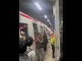 terjadi kecelakaan KRL di Bekasi timur di seruduk kereta api