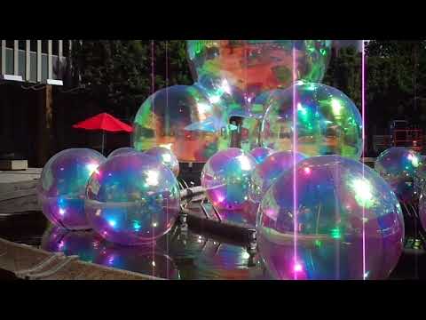 Enlighten Festival - Ephemeral Bubbles @ Civic Square, Canberra 2022.