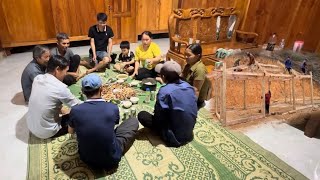 Build a private house belong to the couple phuc sua,A frugal dinner with family and carpenters