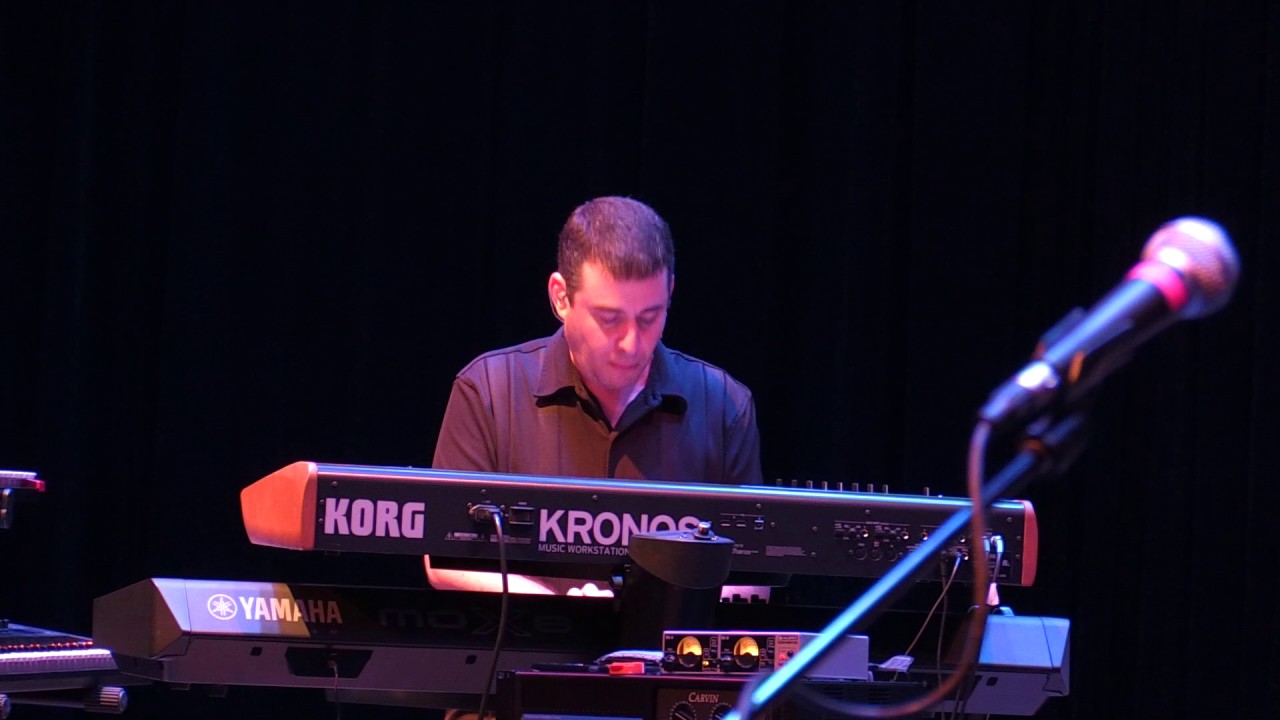 Hammer In The Sand - The Steppes Live