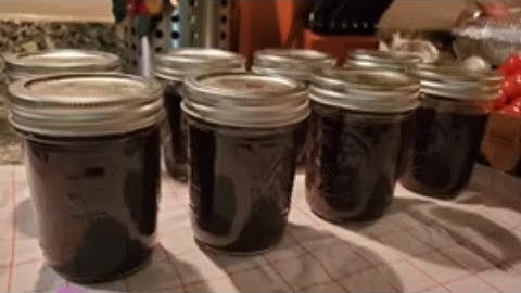 Homemade Concord grape jam the old-fashioned way without pectin.