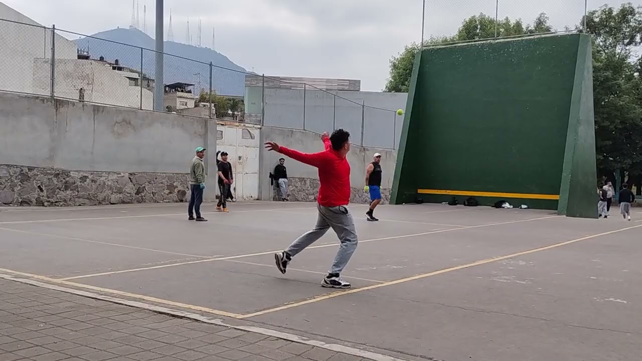 TORNEO JUEVES 🥎 Miguel y Misi para Bimbo y Pareja 🥎 Frontón Carmen Serdán 