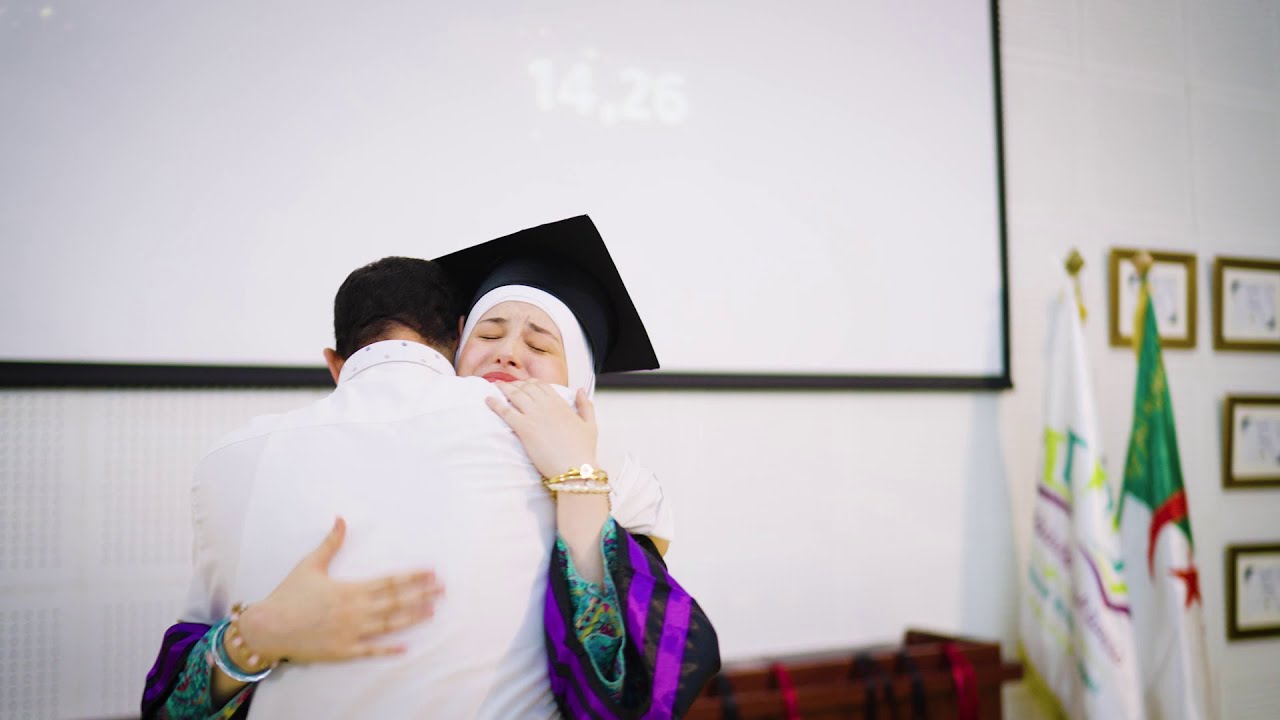 🔴 مقطع مؤثّر من حفل تكريم النّاجحين في شهادة البكالوريا 2024..