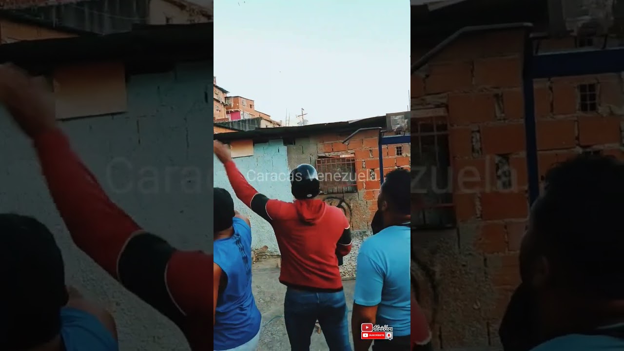 Así se basila en Venezuela, juego típico volar papagayo como se le llama aquí volar un cometa 🪁